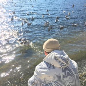 跪床上去自己把屁股扒开视频
